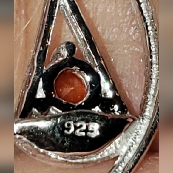 18 inch, 925 Libra Pendant, Fire Opal, Sapphire, Diamond, 4g, NWT - Picture 6 of 8